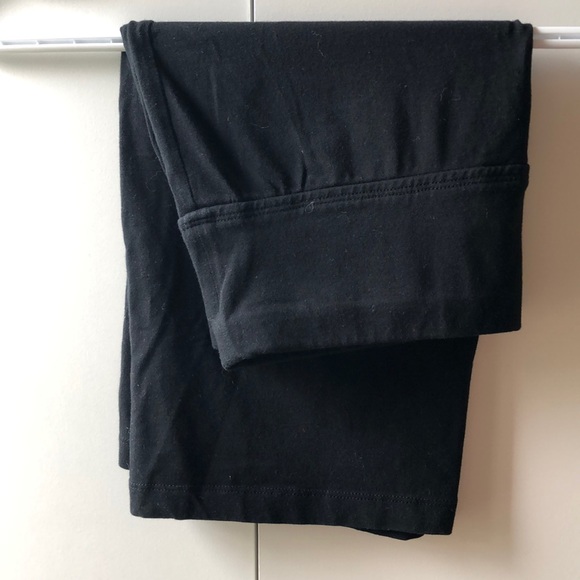 H&M mini skirt - Picture 3 of 3